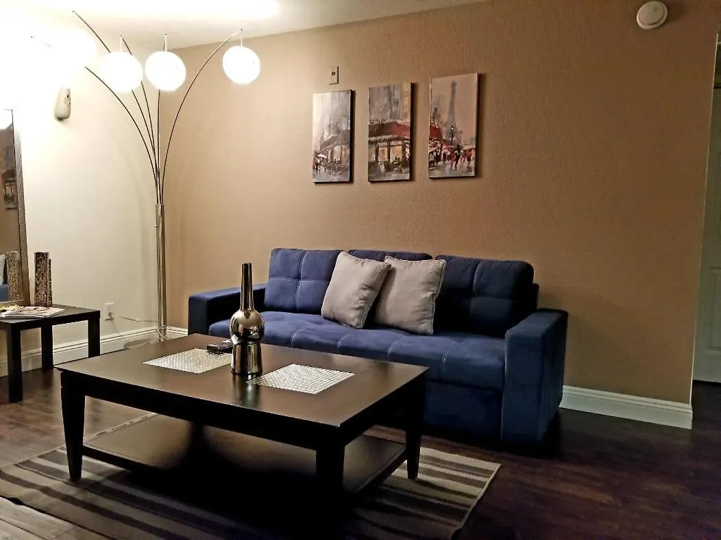 Lovely Condo! Walking Distance To The Strip With Pool And Spa Las Vegas Apartment
