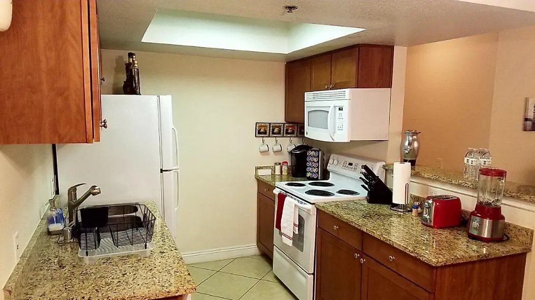 Apartment Lovely Condo! Walking Distance To The Strip With Pool And Spa Las Vegas