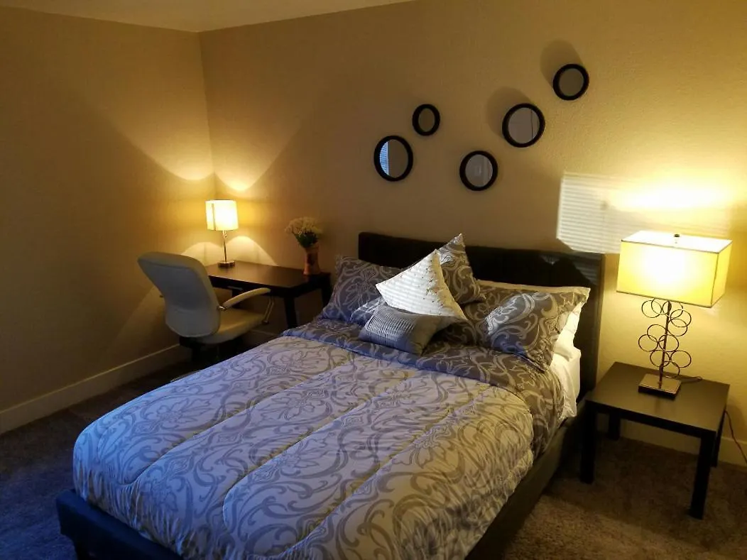 Apartment Lovely Condo! Walking Distance To The Strip With Pool And Spa Las Vegas