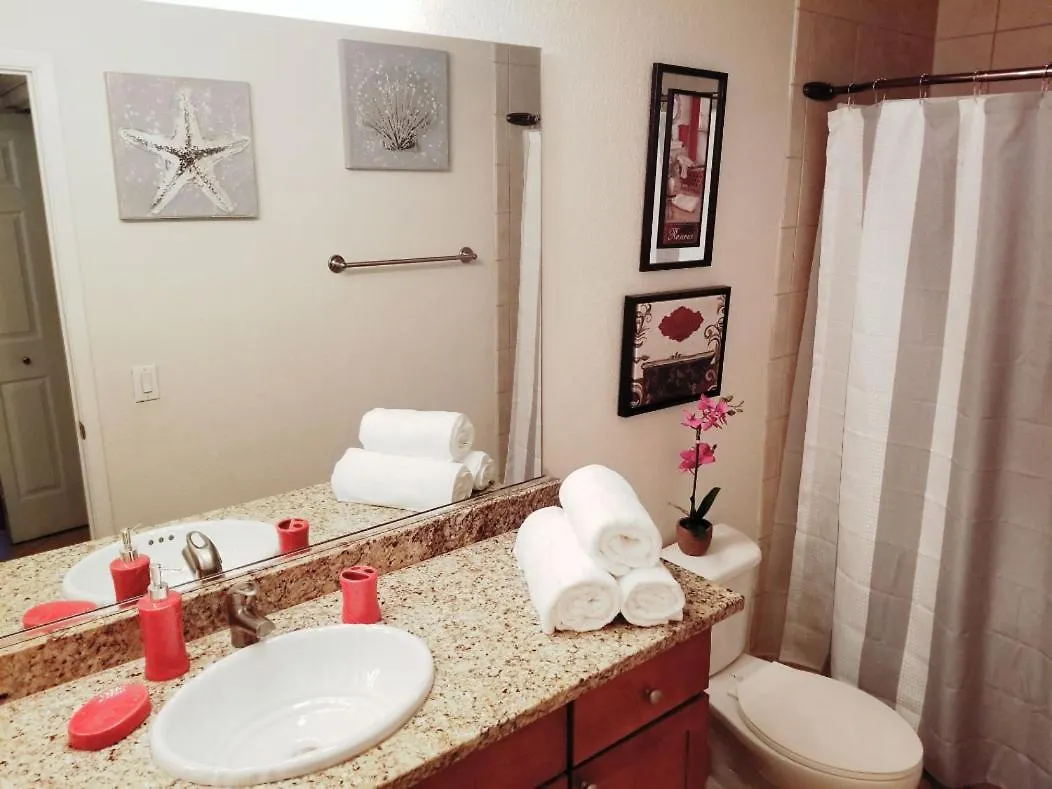 Apartment Lovely Condo! Walking Distance To The Strip With Pool And Spa Las Vegas