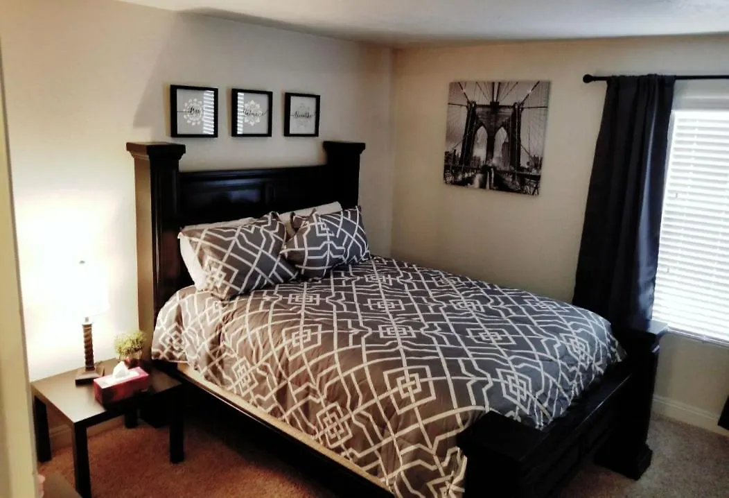 Lovely Condo! Walking Distance To The Strip With Pool And Spa Las Vegas